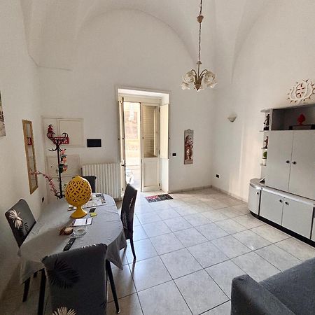 Origini - Apartment With Private Garden Лечче Екстер'єр фото