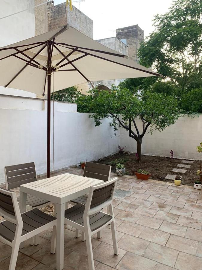 Origini - Apartment With Private Garden Лечче Екстер'єр фото